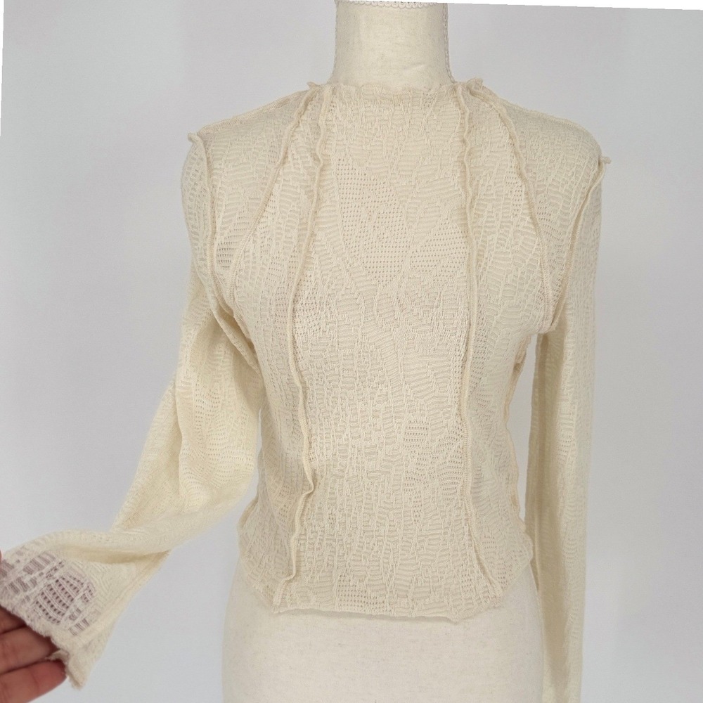 Kimchi Blue Lace Lettuce Edge‎ Top M Stretchy Cream Fairycore Coquette Boho Y2K